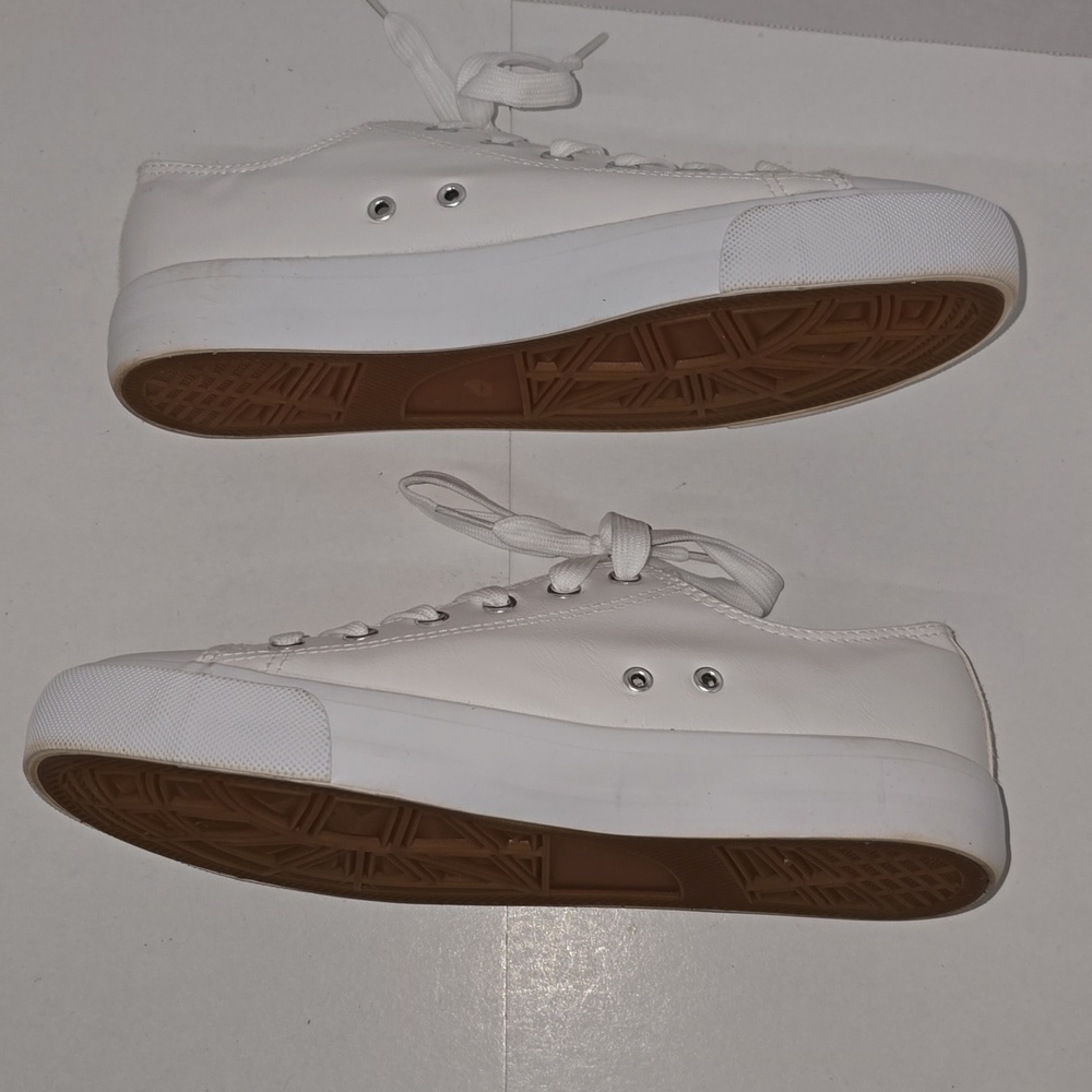 White Faux Leather Sneakers Womens Size 10 NWOT - Picture 12 of 14
